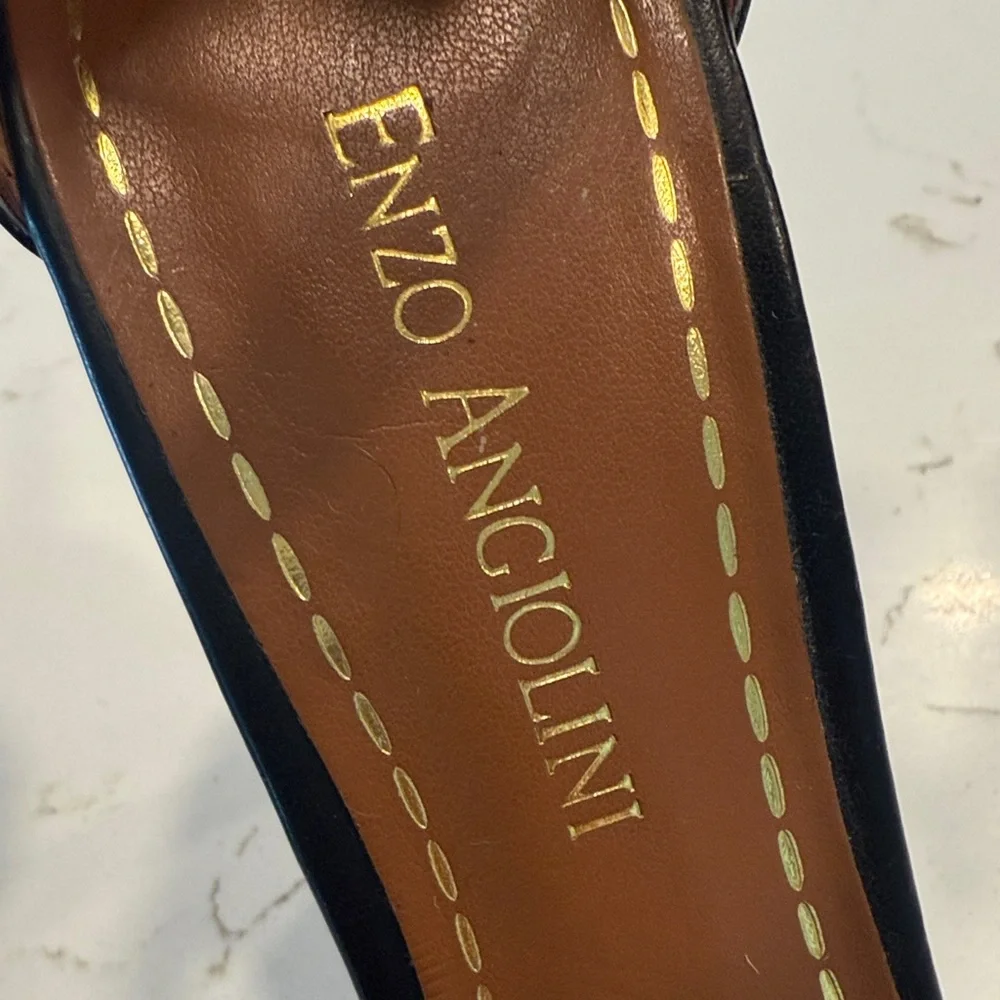 Enzo Angiolini Black and Tan Heels
